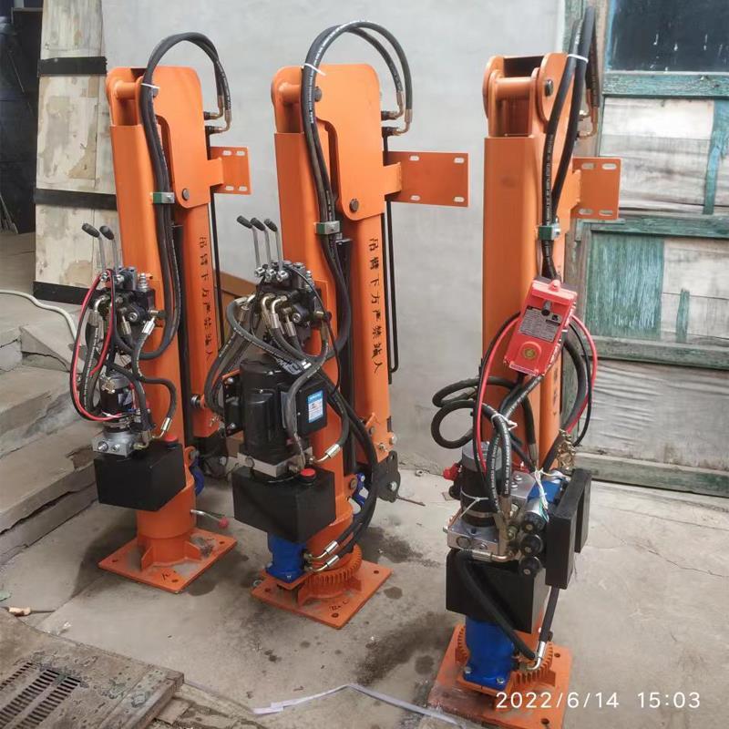 红塔区重汽蓝牌随车吊 3.2吨 国六动力强 液压驱动 农用自卸起重机